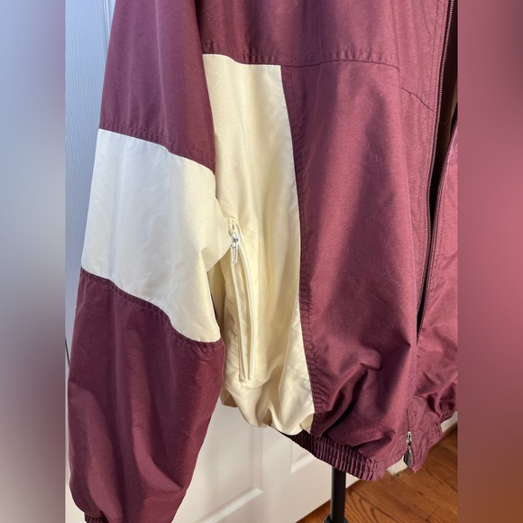Vintage Holloway Man’s Burgundy and Cream Virginia Tech Jacket - Picture 6 of 12